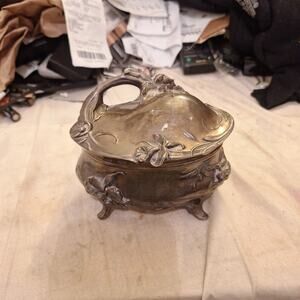 VINTAGE ANTIQUE EMPRESS SILVER PLATE JEWELRY BOX CALLA LILY